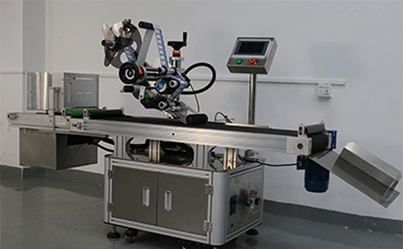 平面貼標機為什么要提升智能化水平?平面貼標機提升智能化水平需要從哪些方面去改善?